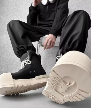 Vintage Color-Block Round-Toe High-Top Shoes