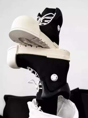 Vintage Color-Block Round-Toe High-Top Shoes